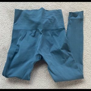 GUC SET active sculptflex legging S/M color:Cove